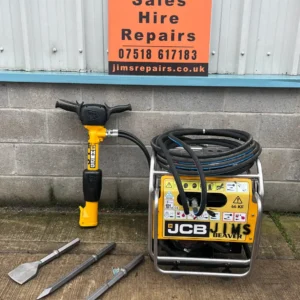 JCB Beaver Pack with HM25 Breaker + Chisels